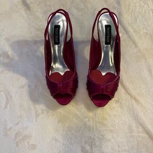 White House Black Market fuchsia satin heels